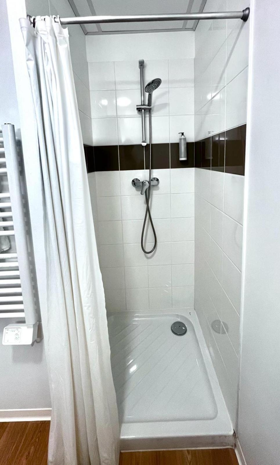 Residence Hoteliere Le Prado リブルヌ エクステリア 写真